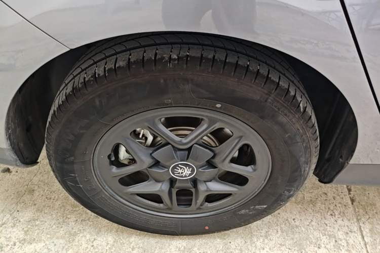 Used BYD Qin PLUS 2025 DM-i Smart Drive 55KM Leading Model Exterior 5
