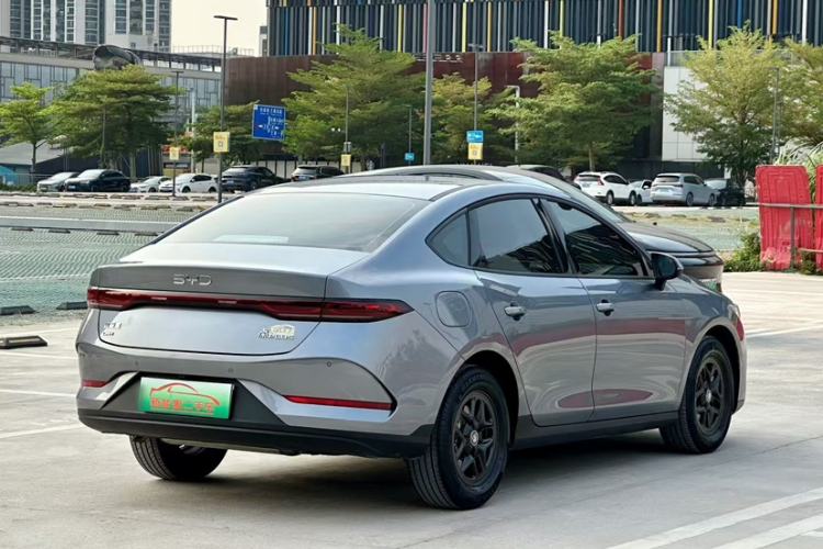 Used BYD Qin PLUS 2025 DM-i Smart Drive 55KM Leading Model Exterior 6