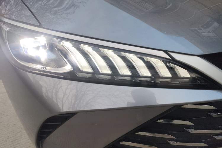 Used BYD Qin PLUS 2025 DM-i Smart Drive 55KM Leading Model Exterior 6