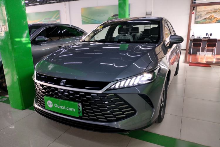 Used BYD Qin PLUS  Front