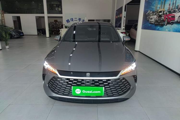 Used BYD Qin PLUS 2025 DM-i Smart Drive 55KM Leading Model Front