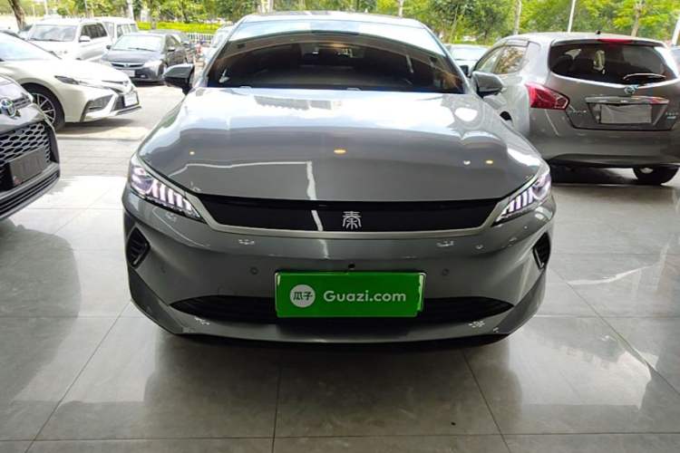 Used BYD Qin PLUS 2025 EV Smart Drive Edition 420KM Leading Model Front