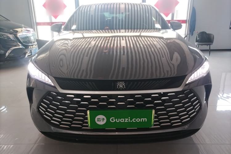 Used BYD Qin PLUS 2025 DM-i Smart Drive 55KM Leading Model Front