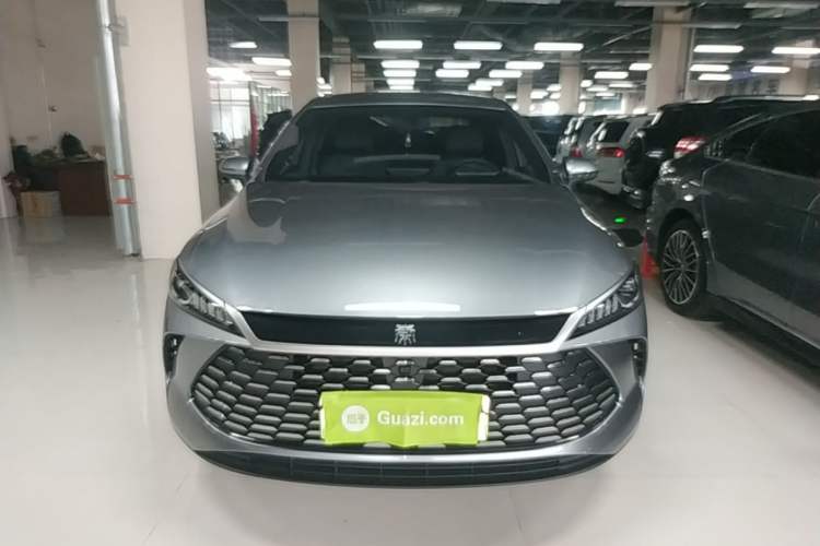 Used BYD Qin PLUS 2025 DM-i Smart Drive 55KM Leading Model Front