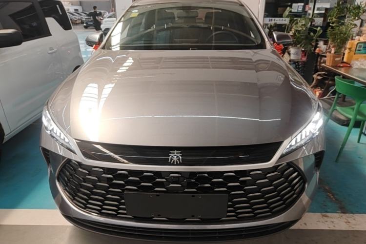 Used BYD Qin PLUS  Front