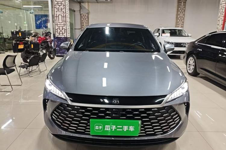 Used BYD Qin PLUS 2025 DM-i Smart Drive 55KM Leading Model Front