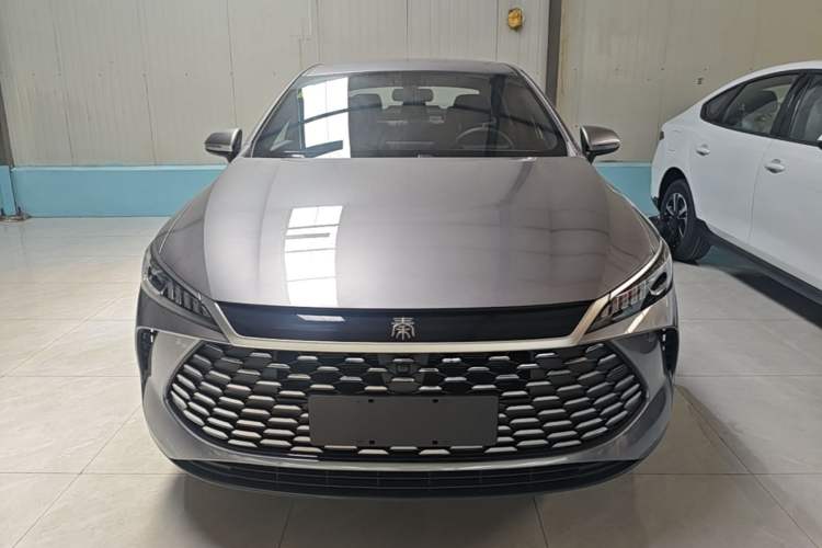 Used BYD Qin PLUS  Front