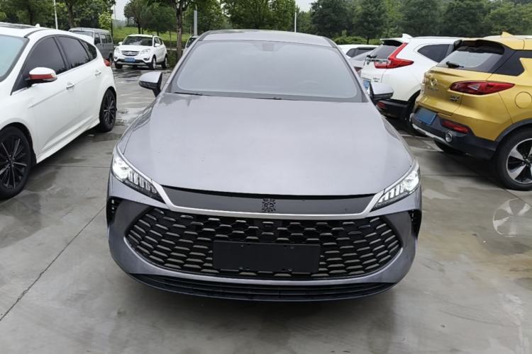 Used BYD Qin PLUS 2025 DM-i Smart Drive 55KM Leading Model Front