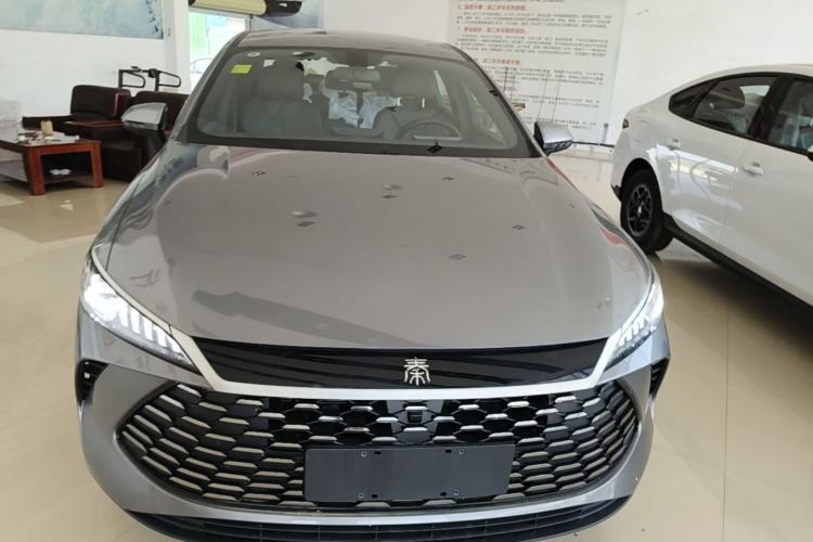 Used BYD Qin PLUS  Front