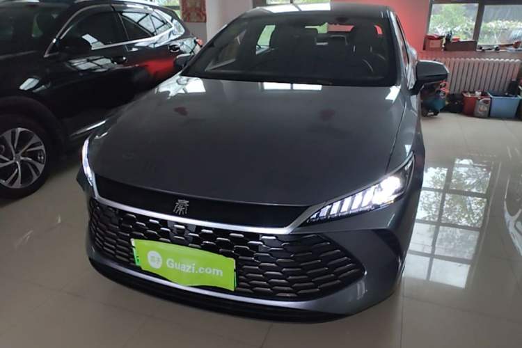 Used BYD Qin PLUS  Front