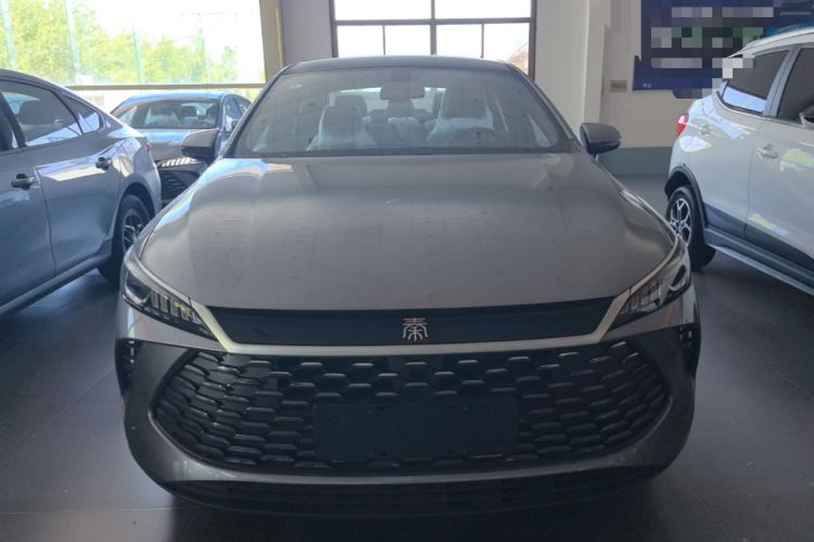 Used BYD Qin PLUS  Front