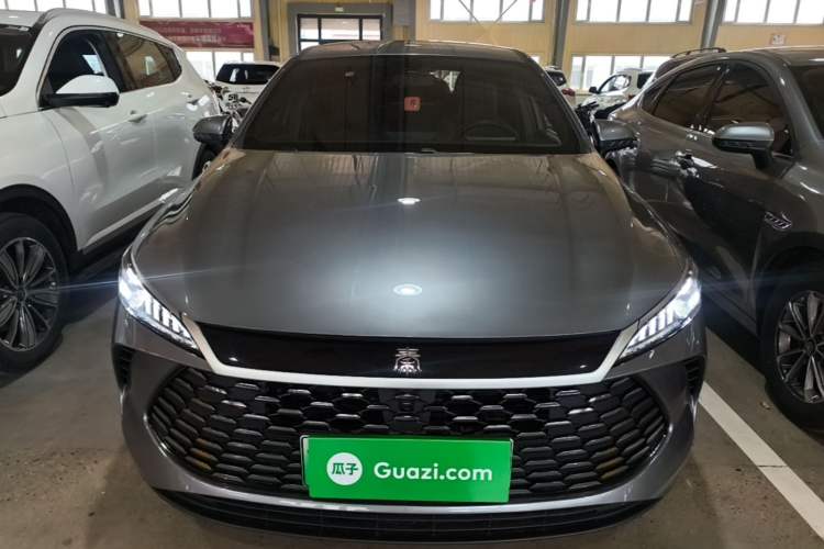 Used BYD Qin PLUS 2025 DM-i Smart Drive 55KM Leading Model Front
