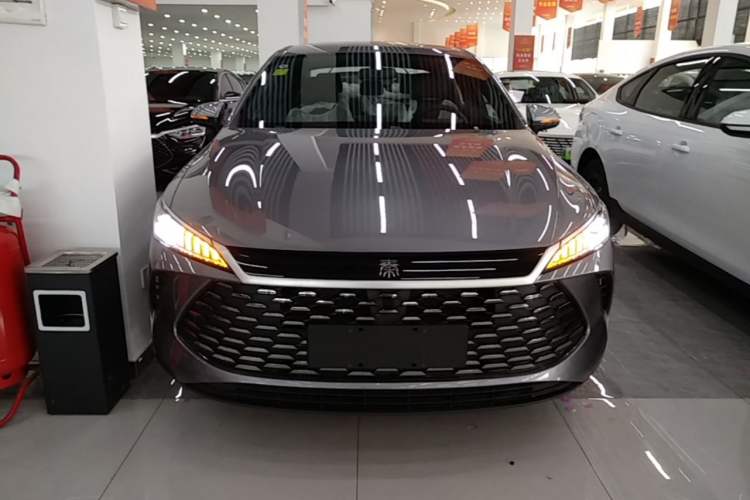 Used BYD Qin PLUS  Front