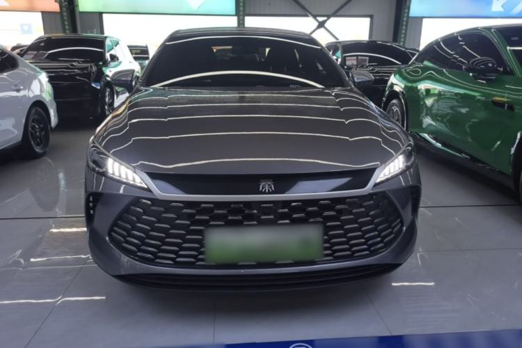 Used BYD Qin PLUS 2025 DM-i Smart Drive 55KM Leading Model Front