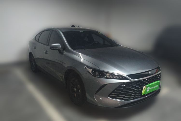 Used BYD Qin PLUS 2025 DM-i Smart Drive 55KM Leading Model Front Right 45 Deg