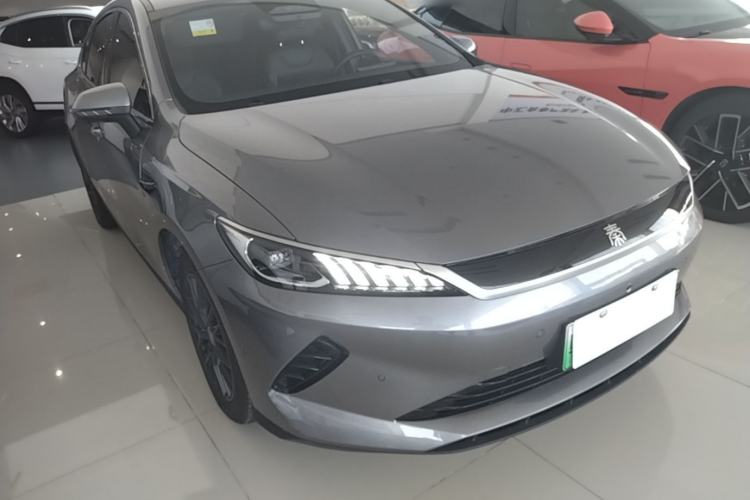 Used BYD Qin PLUS 2025 EV Smart Drive Edition 510KM Leading Model Front Right 45 Deg