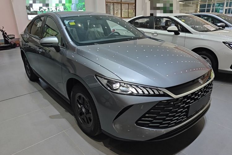 Used BYD Qin PLUS  Front Right 45 Deg