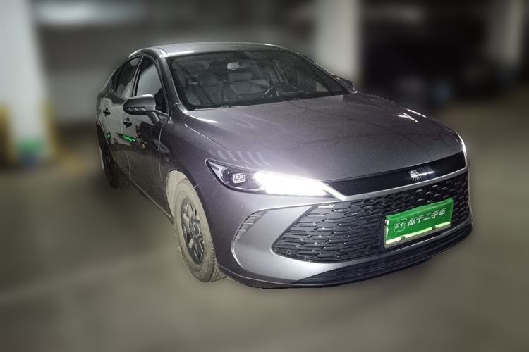 Used BYD Qin PLUS 2025 DM-i Smart Drive 55KM Leading Model Front Right 45 Deg