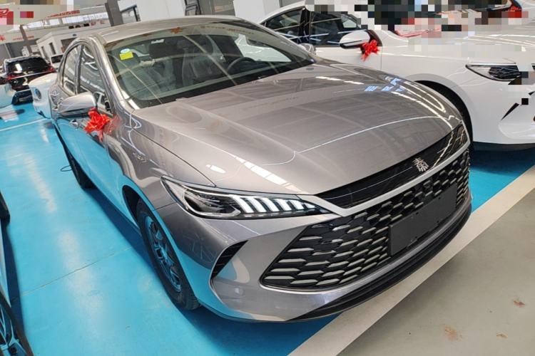 Used BYD Qin PLUS  Front Right 45 Deg