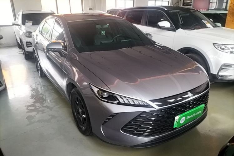 Used BYD Qin PLUS 2025 DM-i Smart Drive 55KM Leading Model Front Right 45 Deg