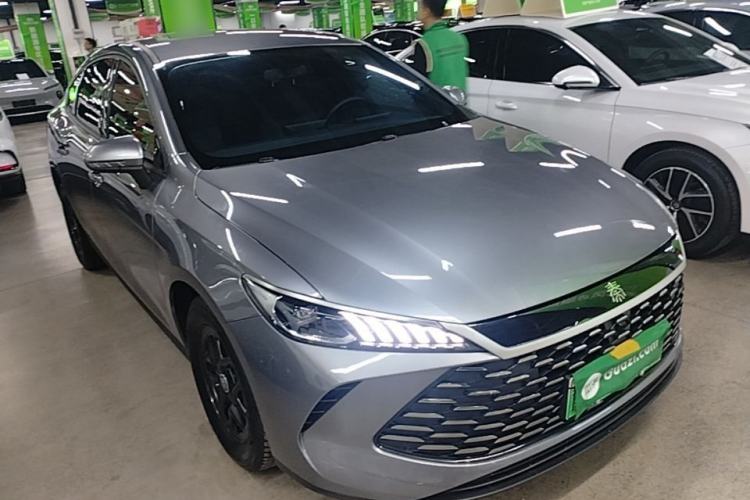 Used BYD Qin PLUS 2025 DM-i Smart Drive 55KM Leading Model Front Right 45 Deg