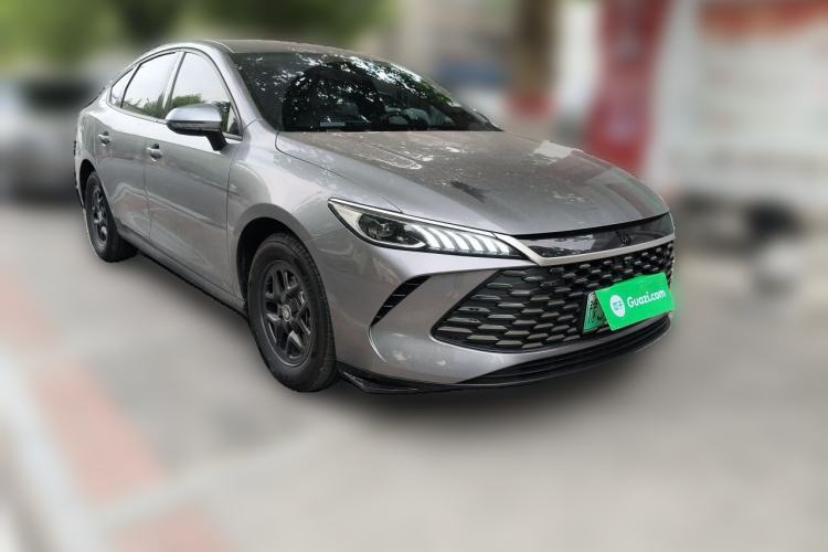 Used BYD Qin PLUS 2025 DM-i Smart Drive 55KM Leading Model Front Right 45 Deg