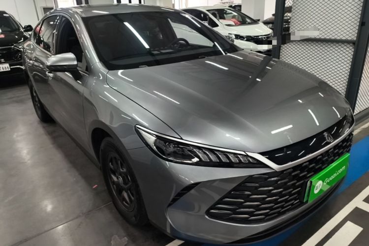 Used BYD Qin PLUS 2025 DM-i Smart Drive 55KM Leading Model Front Right 45 Deg