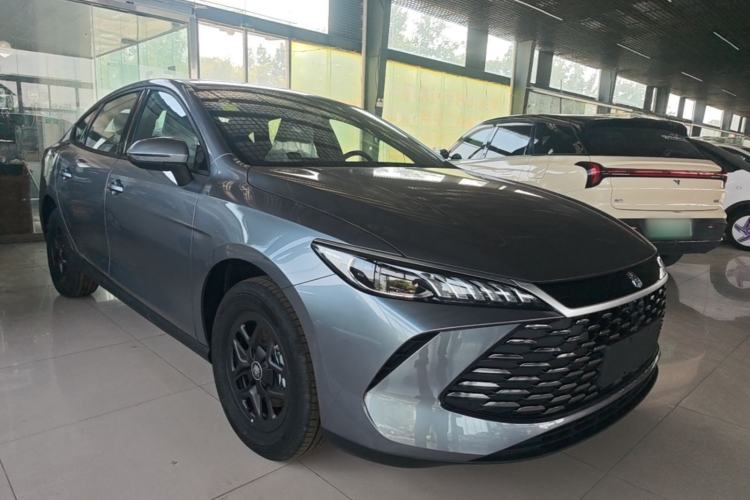 Used BYD Qin PLUS  Front Right 45 Deg