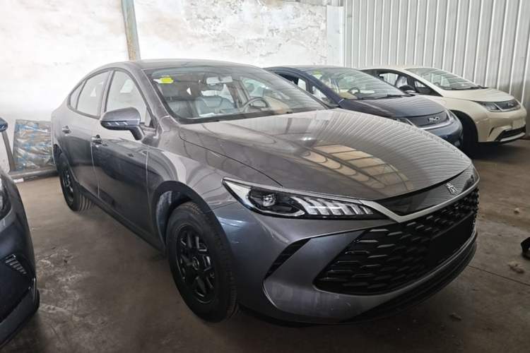 Used BYD Qin PLUS  Front Right 45 Deg