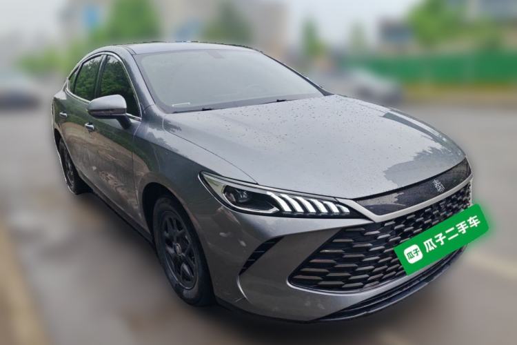 Used BYD Qin PLUS 2025 DM-i Smart Drive 55KM Leading Model Front Right 45 Deg