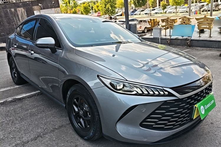 Used BYD Qin PLUS 2025 DM-i Smart Drive 55KM Leading Model Front Right 45 Deg