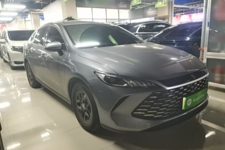 Used BYD Qin PLUS 2025 DM-i Smart Drive 55KM Leading Model Front Right 45 Deg