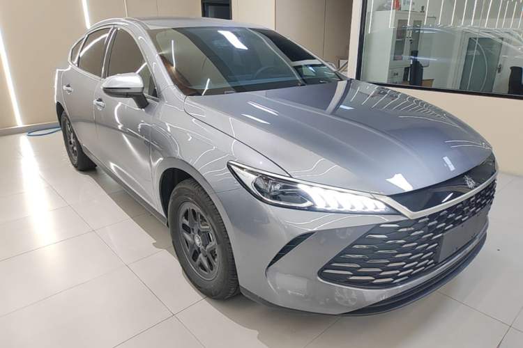 Used BYD Qin PLUS  Front Right 45 Deg
