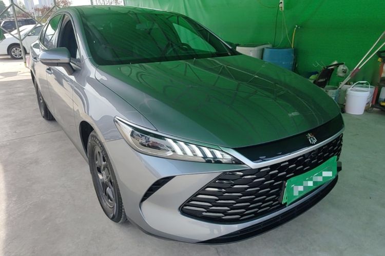 Used BYD Qin PLUS 2025 DM-i Smart Drive 55KM Leading Model Front Right 45 Deg