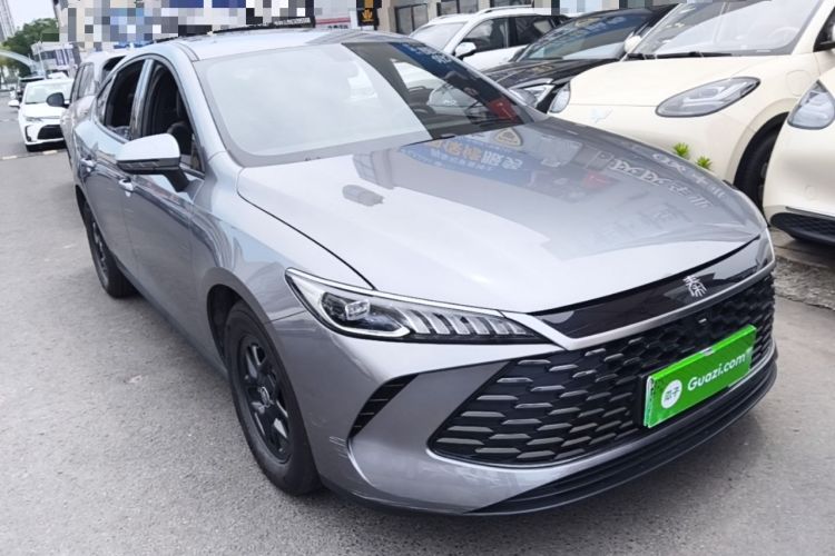 Used BYD Qin PLUS 2025 DM-i Smart Drive 55KM Leading Model Front Right 45 Deg