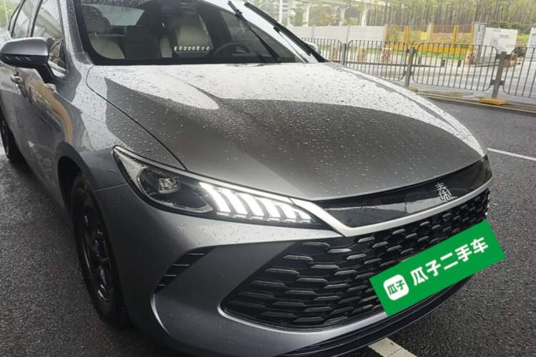 Used BYD Qin PLUS 2025 DM-i Smart Drive 55KM Leading Model Front Right 45 Deg