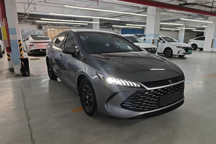 Used BYD Qin PLUS 2025 DM-i Smart Drive 55KM Leading Model Front Right 45 Deg