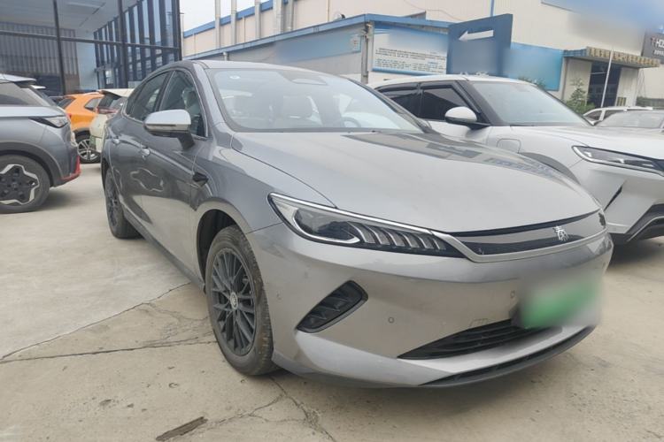 Used BYD Qin PLUS 2025 EV Smart Drive Version 510KM Beyond Model Front Right 45 Deg