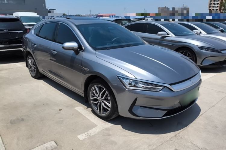 Used BYD Qin PLUS 2025 EV 510KM Standard Range Model Front Right 45 Deg