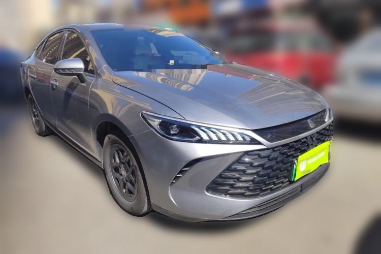 Used BYD Qin PLUS 2025 DM-i Smart Drive 55KM Leading Model Front Right 45 Deg