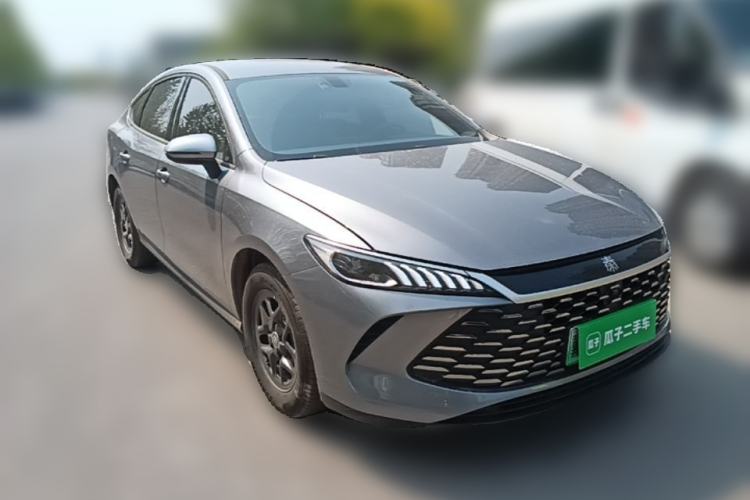 Used BYD Qin PLUS 2025 DM-i Smart Drive 55KM Leading Model Front Right 45 Deg
