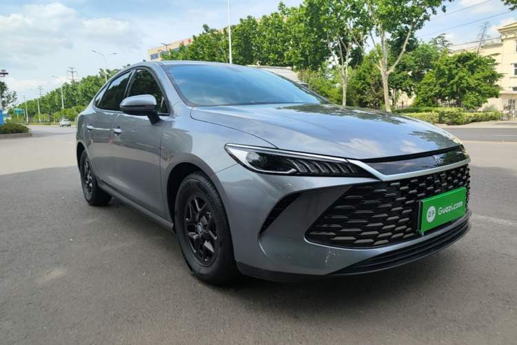 Used BYD Qin PLUS 2025 DM-i Smart Drive 55KM Leading Model Front Right 45 Deg