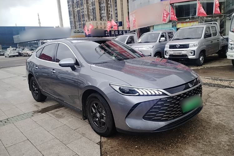 Used BYD Qin PLUS 2025 DM-i Smart Drive 55KM Leading Model Front Right 45 Deg