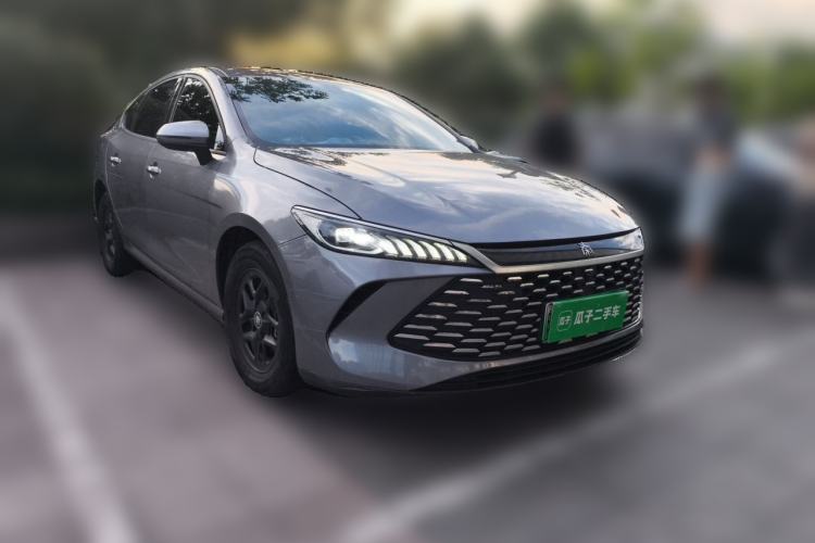 Used BYD Qin PLUS 2025 DM-i Smart Drive 55KM Leading Model Front Right 45 Deg