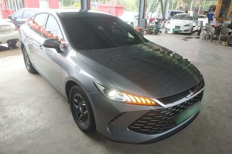 Used BYD Qin PLUS 2025 DM-i Smart Drive 55KM Leading Model Front Right 45 Deg