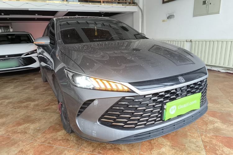 Used BYD Qin PLUS 2025 DM-i Smart Drive 55KM Leading Model Front Right 45 Deg