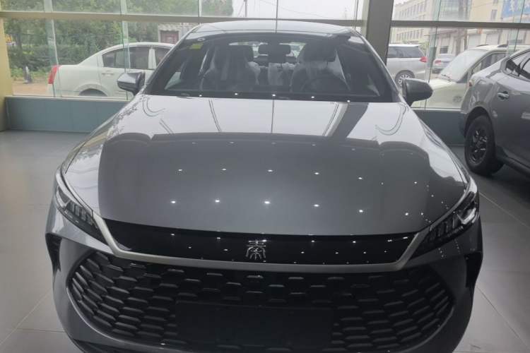 Used BYD Qin PLUS  Front