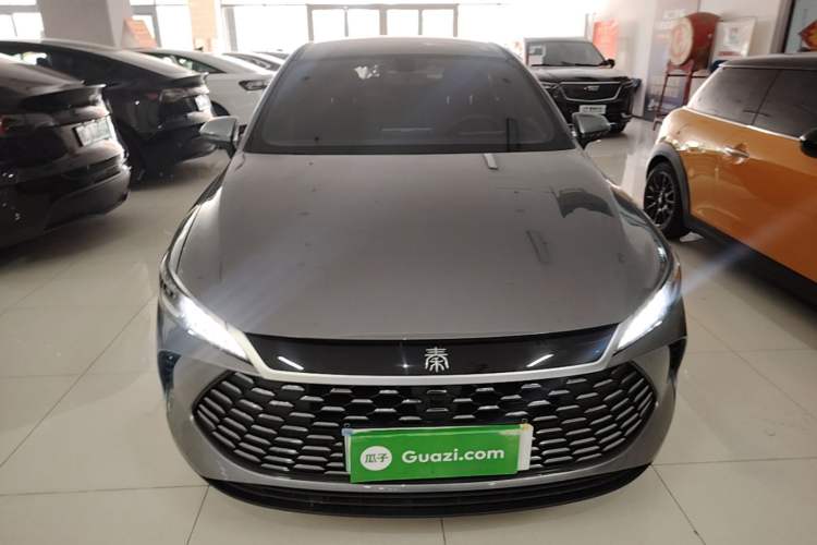 Used BYD Qin PLUS 2025 DM-i Smart Drive 55KM Leading Model Front