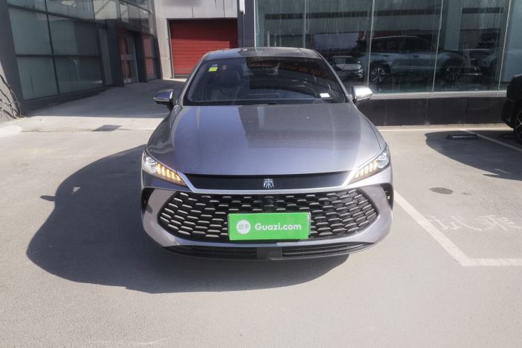 Used BYD Qin PLUS 2025 DM-i Smart Drive 120KM Superior Model Front