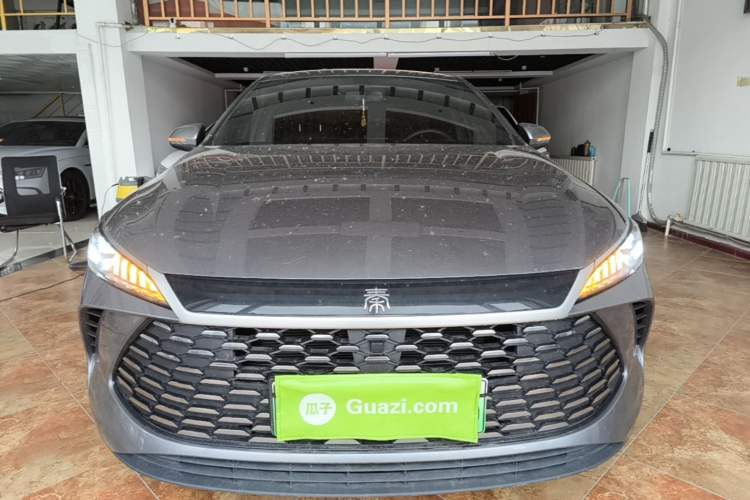 Used BYD Qin PLUS 2025 DM-i Smart Drive 55KM Leading Model Front